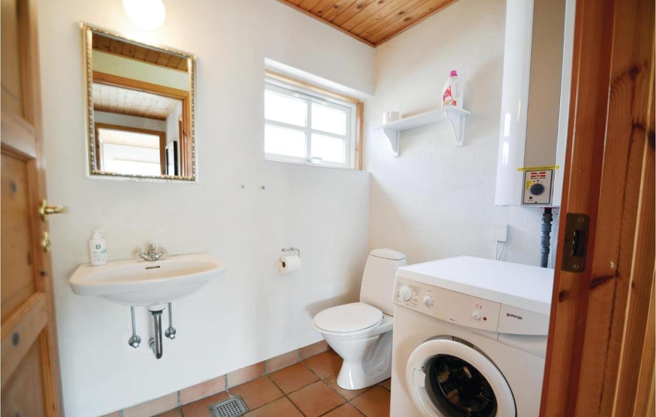 Nice Home In Knebel With Kitchen エクステリア 写真