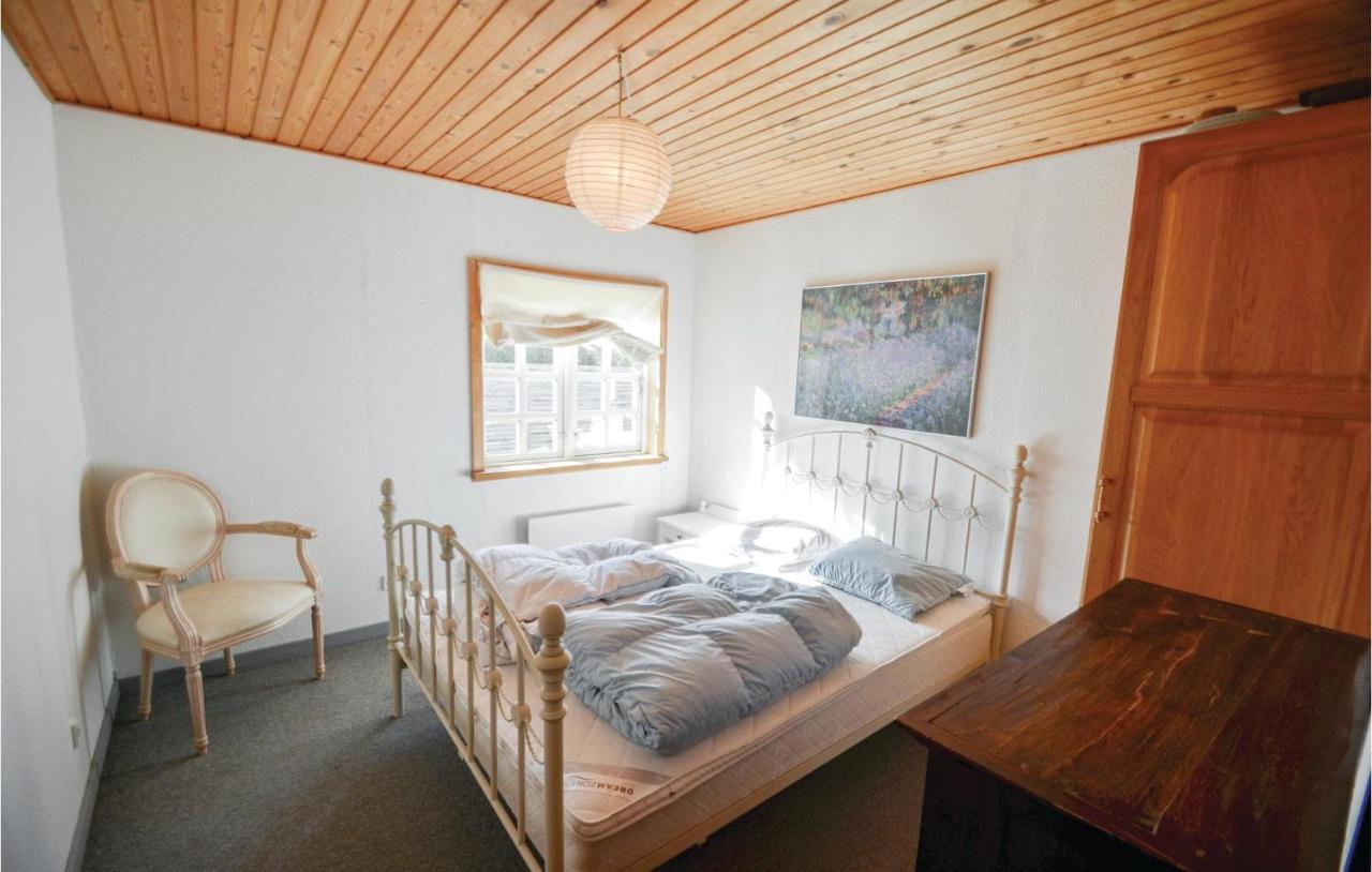 Nice Home In Knebel With Kitchen エクステリア 写真