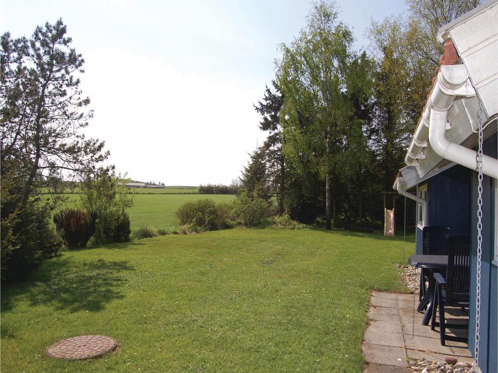 Nice Home In Knebel With Kitchen エクステリア 写真