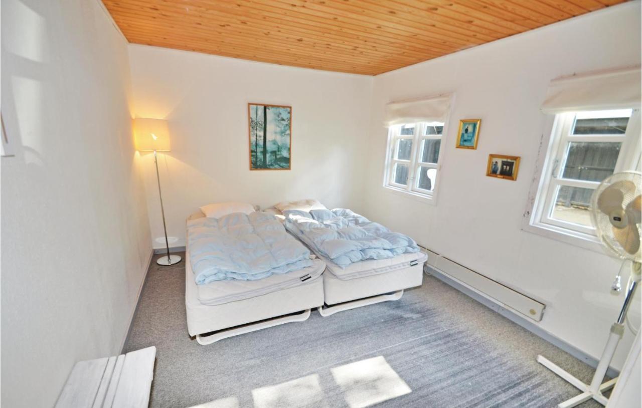 Nice Home In Knebel With Kitchen エクステリア 写真